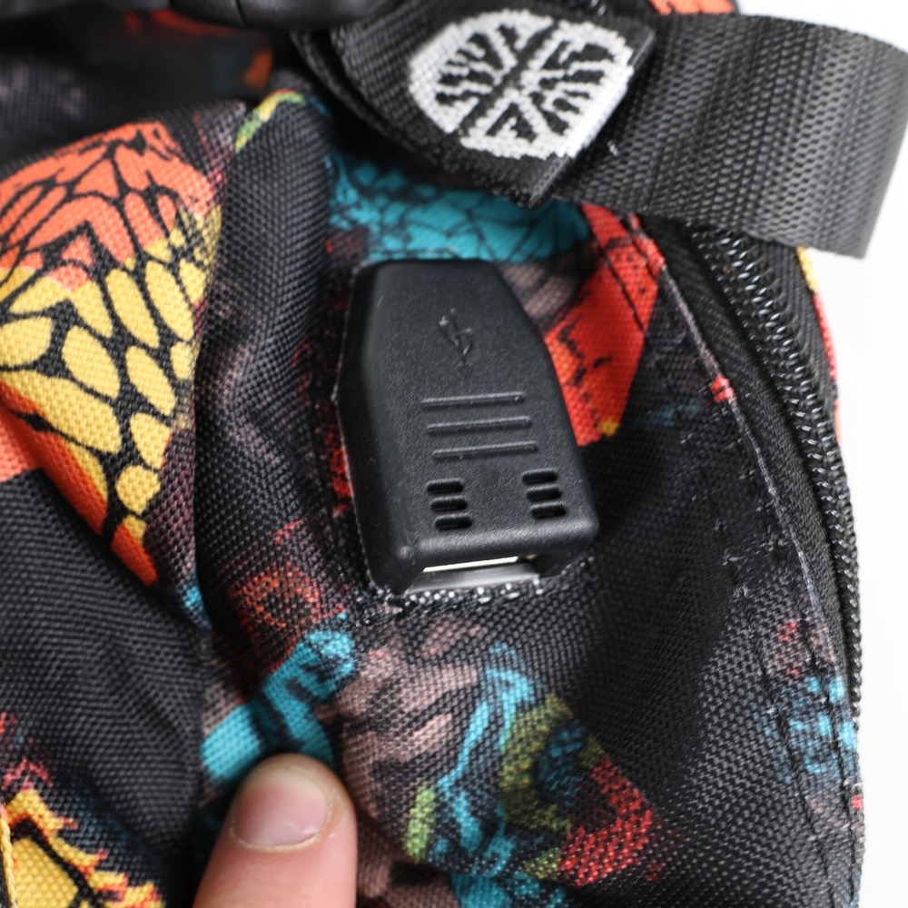 Lisinuo Black Backpack School USB Child Graffiti Large Laptop Sturdy Pad Straps - Picture 8 of 11
